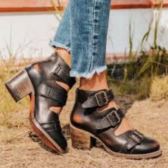 Freebird by Steven Quail sandal bootie - Picture 6 of 6